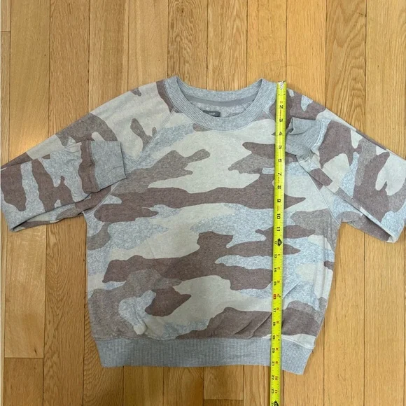 Aerie Neutral Monotone Camo Sweatshirt | Soft Utility Raglan Pullover | XS - Picture 6 of 7